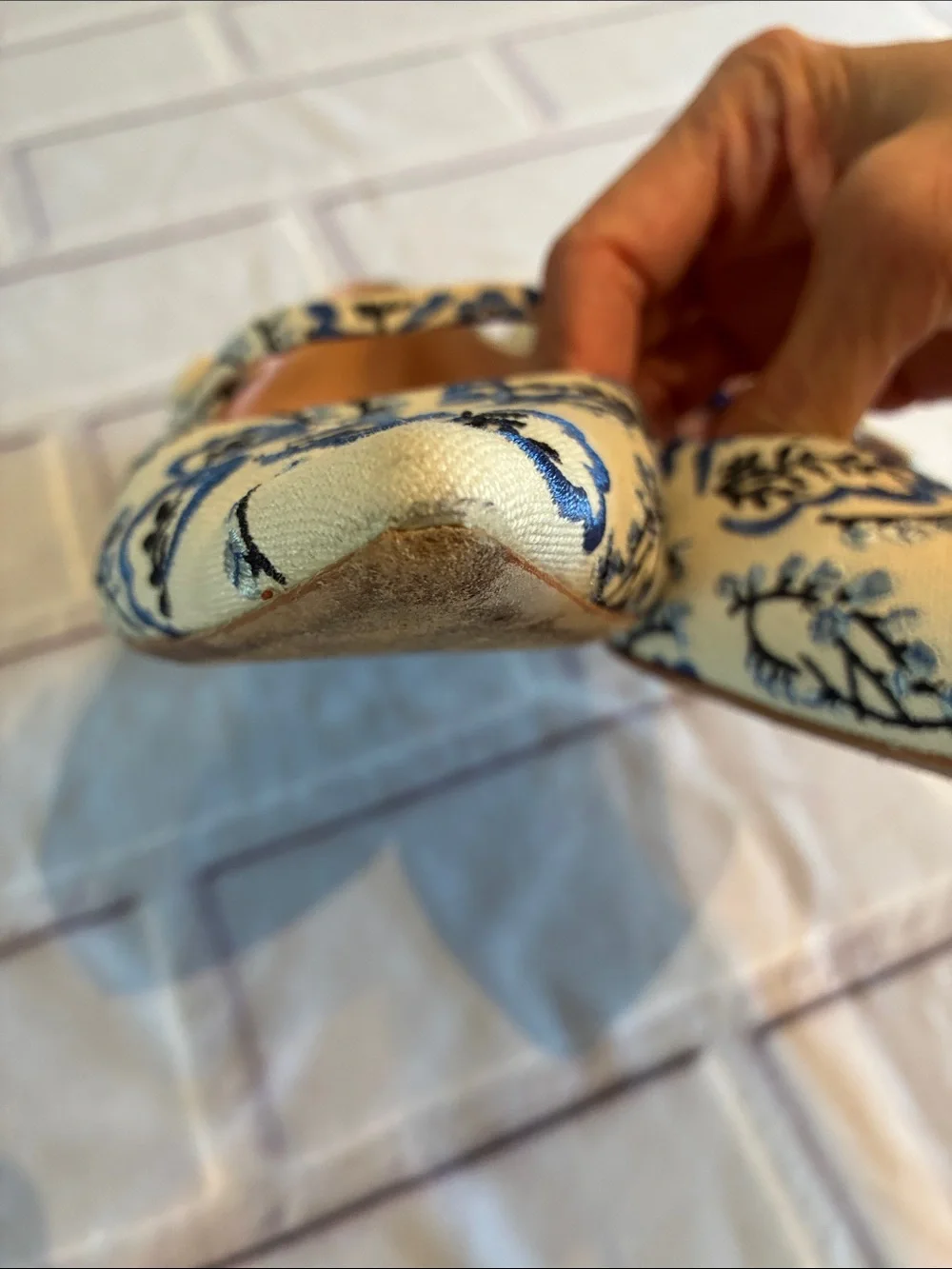 🎉NEW LISTING!🎉kate spade Cream and Blue Floral Mary Jane Flats